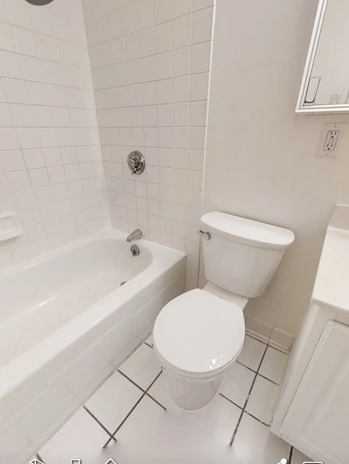 1 bed, 1 bath apartment for rent at 185 Freeman St Unit 753, North Brookline — photo 4 of 5