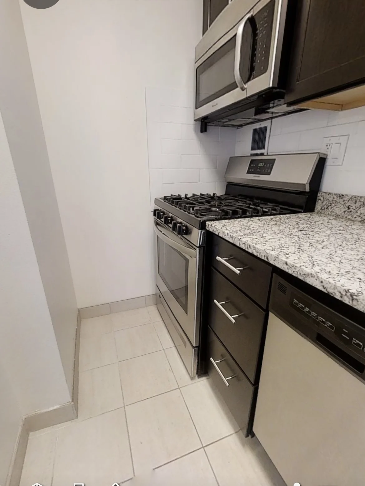 1 bed, 1 bath apartment for rent at 185 Freeman St Unit 753, North Brookline — photo 2 of 5