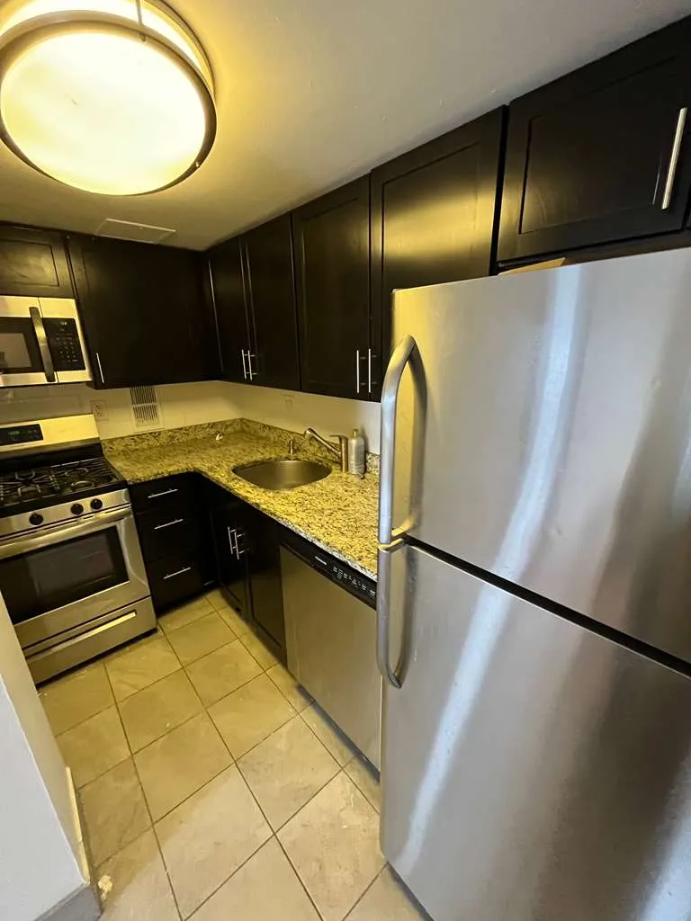2 bed, 1.5 bath apartment for rent at 185 Freeman St Unit 935B, North Brookline — photo 4 of 15