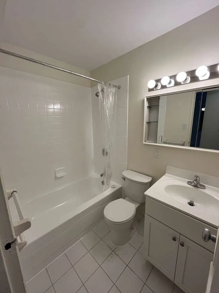 2 bed, 1.5 bath apartment for rent at 185 Freeman St Unit 935B, North Brookline — photo 9 of 15