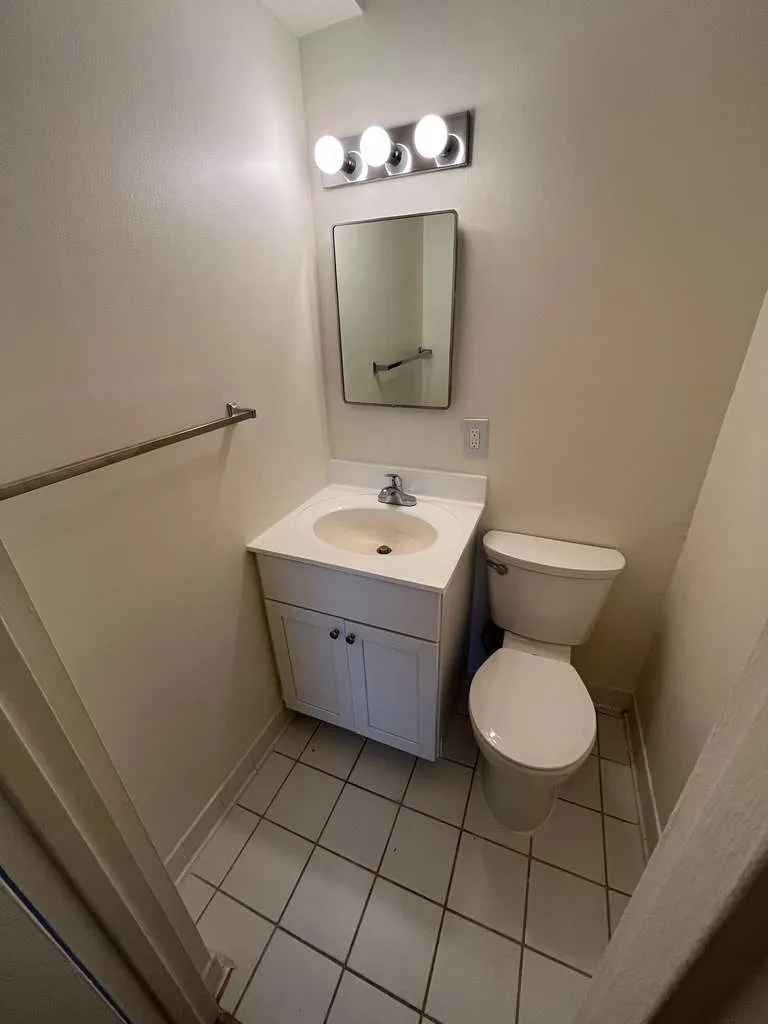 2 bed, 1.5 bath apartment for rent at 185 Freeman St Unit 935B, North Brookline — photo 8 of 15