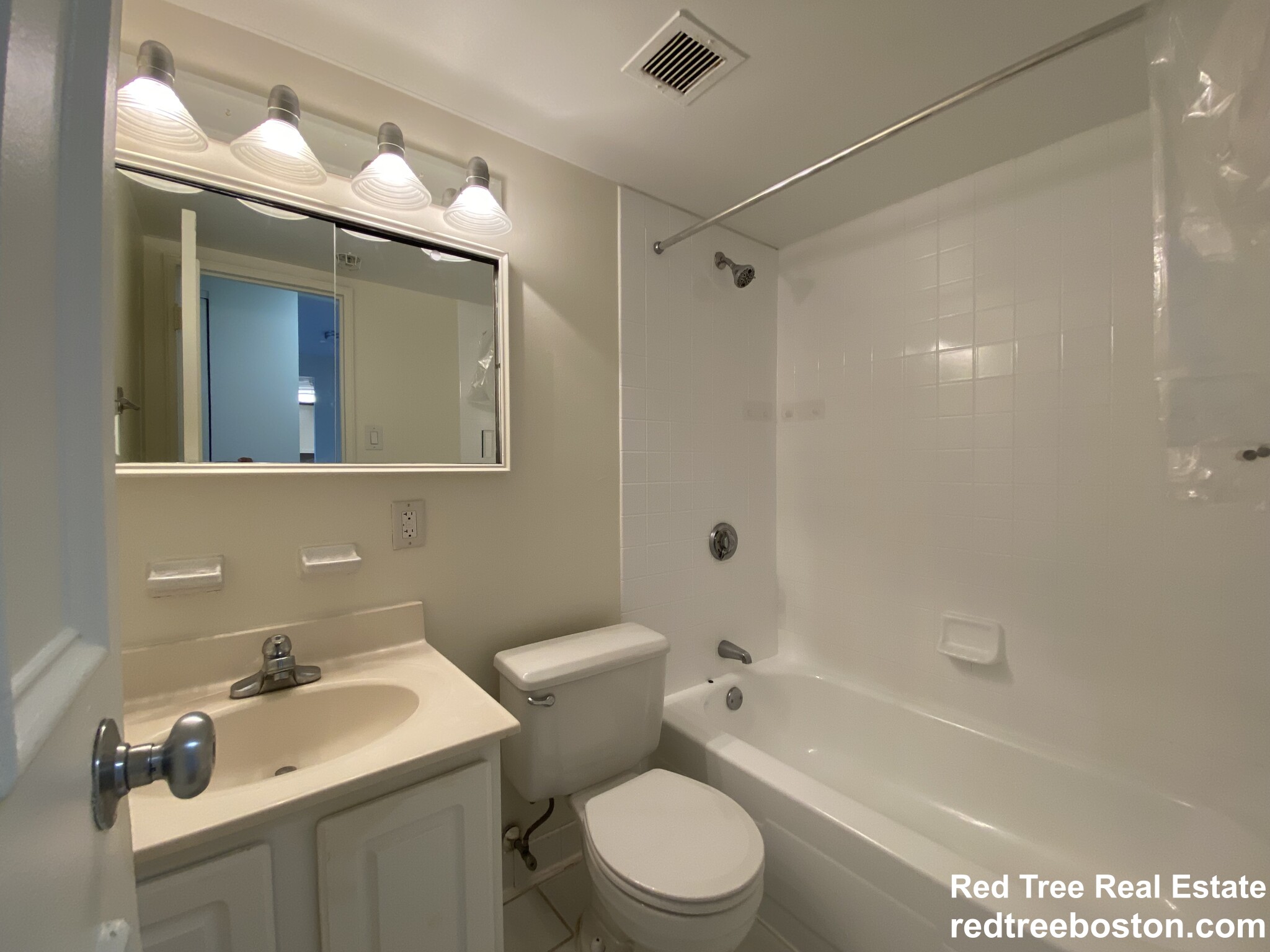 2 bed, 1.5 bath apartment for rent at 185 Freeman St Unit 947, North Brookline — photo 10 of 26
