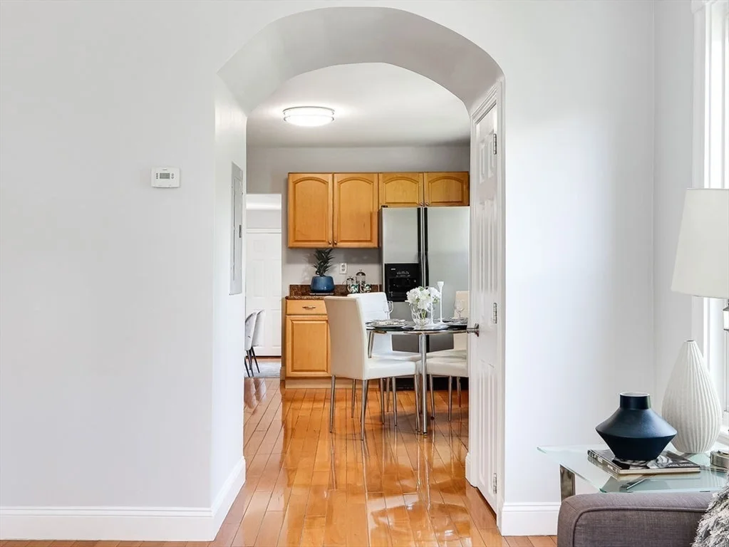 3 bed, 2 bath apartment for rent at 185 Harvard St Unit 2, Cambridge — photo 5 of 33