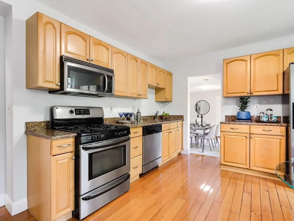 3 bed, 2 bath apartment for rent at 185 Harvard St Unit 2, Cambridge — photo 7 of 33