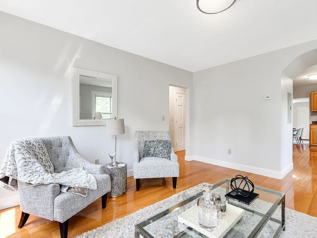3 bed, 2 bath apartment for rent at 185 Harvard St Unit 2, Cambridge — photo 6 of 33