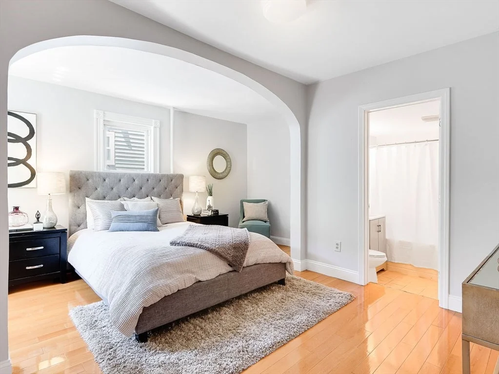 3 bed, 2 bath apartment for rent at 185 Harvard St Unit 2, Cambridge — photo 16 of 33