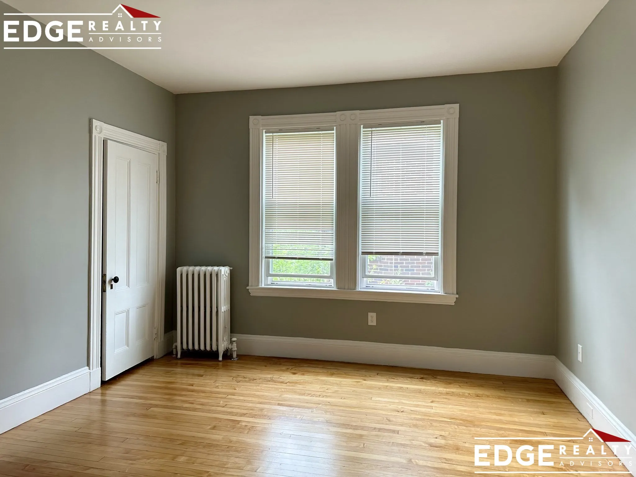 3 bed, 1 bath apartment for rent at 185 High St Unit 1, Jamaica Plain — photo 6 of 8