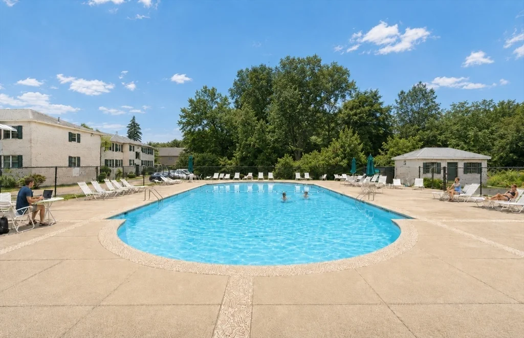 2 bed, 1 bath apartment for rent at 185 Lake Shore Rd Unit 1, Brighton — photo 18 of 21