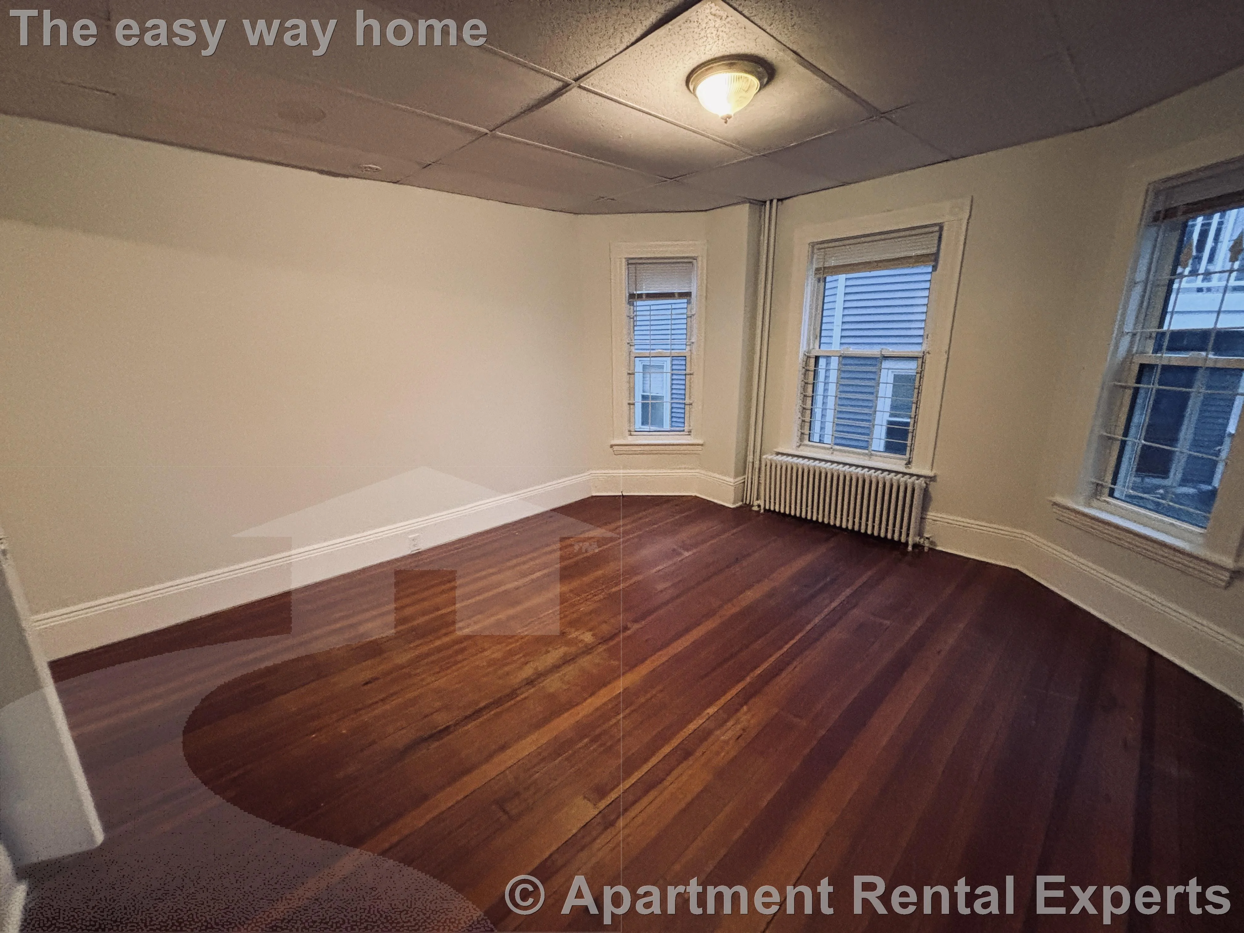 Studio bed, 1 bath apartment for rent at 185 Lowell St Unit 1R, Spring Hill