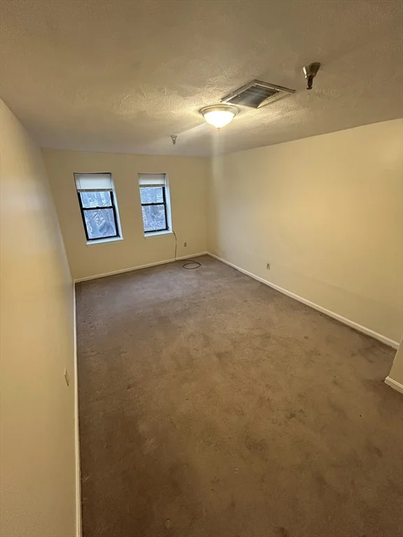 Studio bed, 1 bath apartment for rent at 185 Main St Unit 11, Marlborough — photo 6 of 8