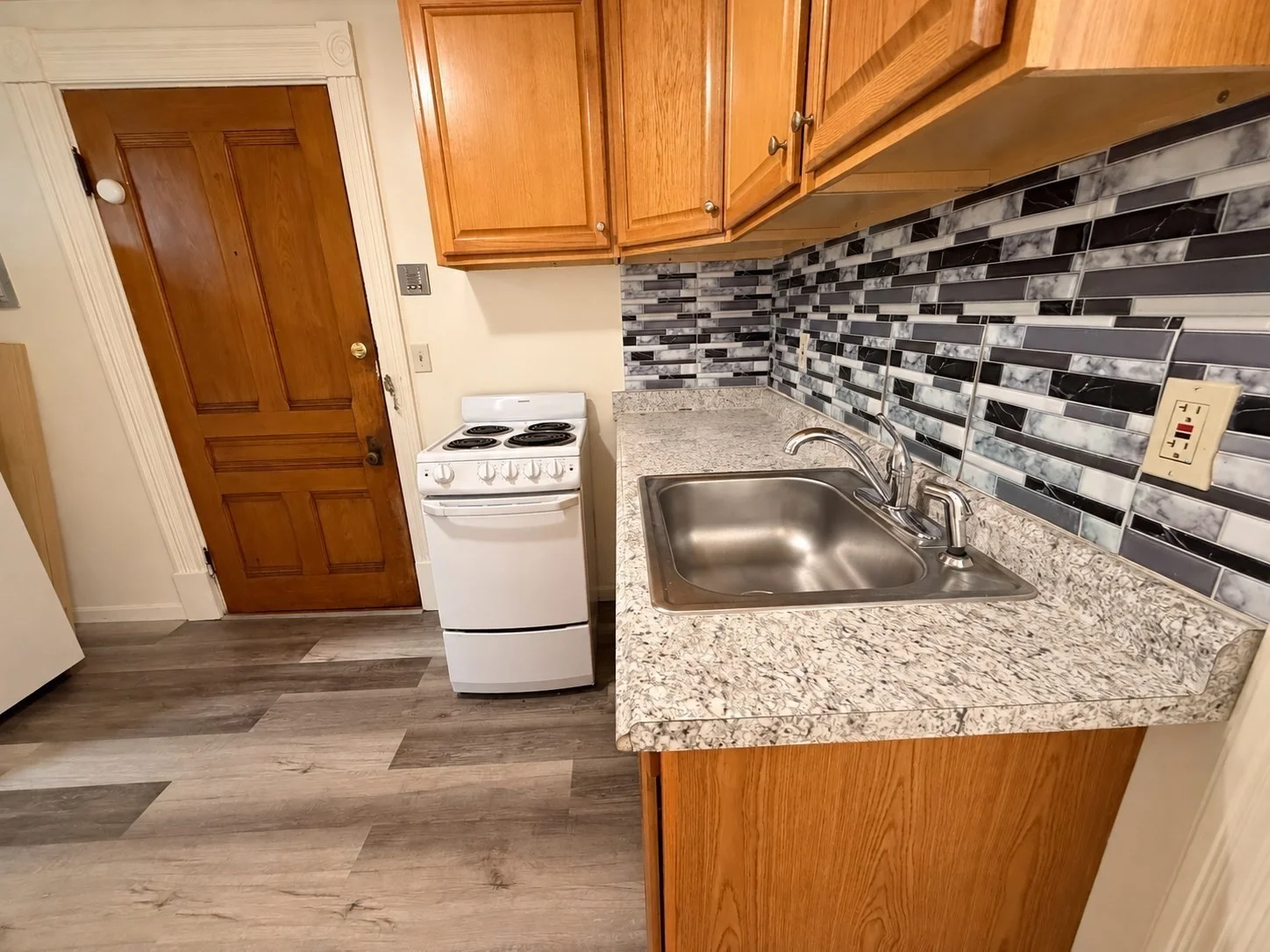 1 bed, 1 bath apartment for rent at 185 Main St Unit 5, Marlborough
