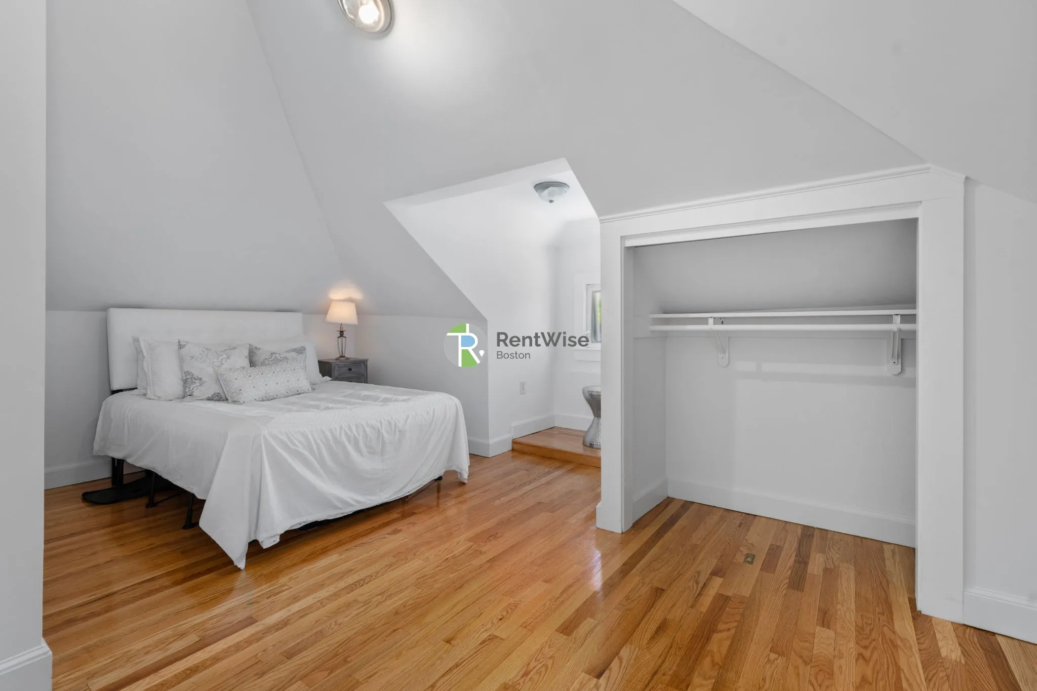 5 bed, 2 bath apartment for rent at 185 Powder House Boulevard Unit 2, West Somerville — photo 7 of 37