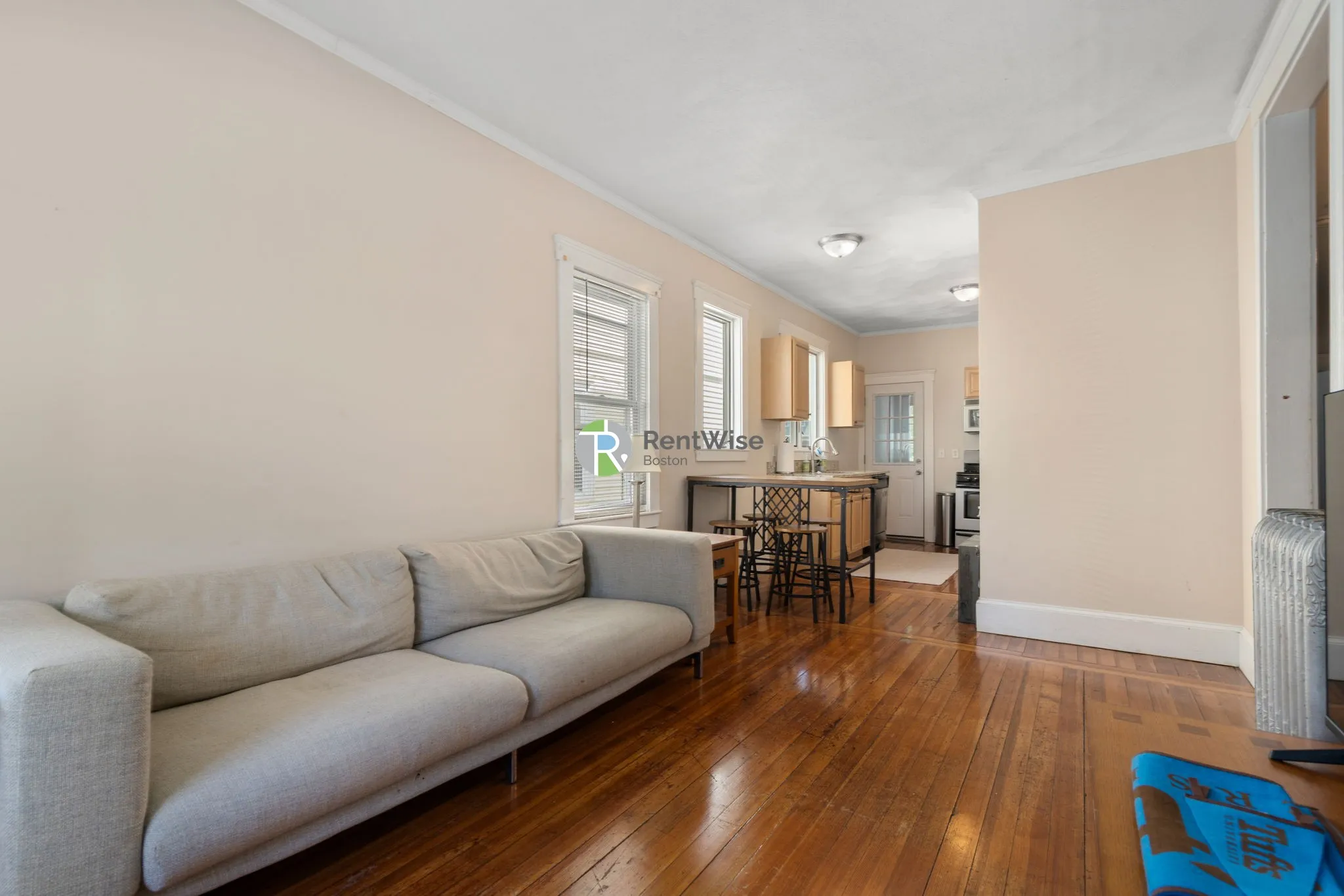 5 bed, 2 bath apartment for rent at 185 Powder House Boulevard Unit 2, West Somerville — photo 12 of 37