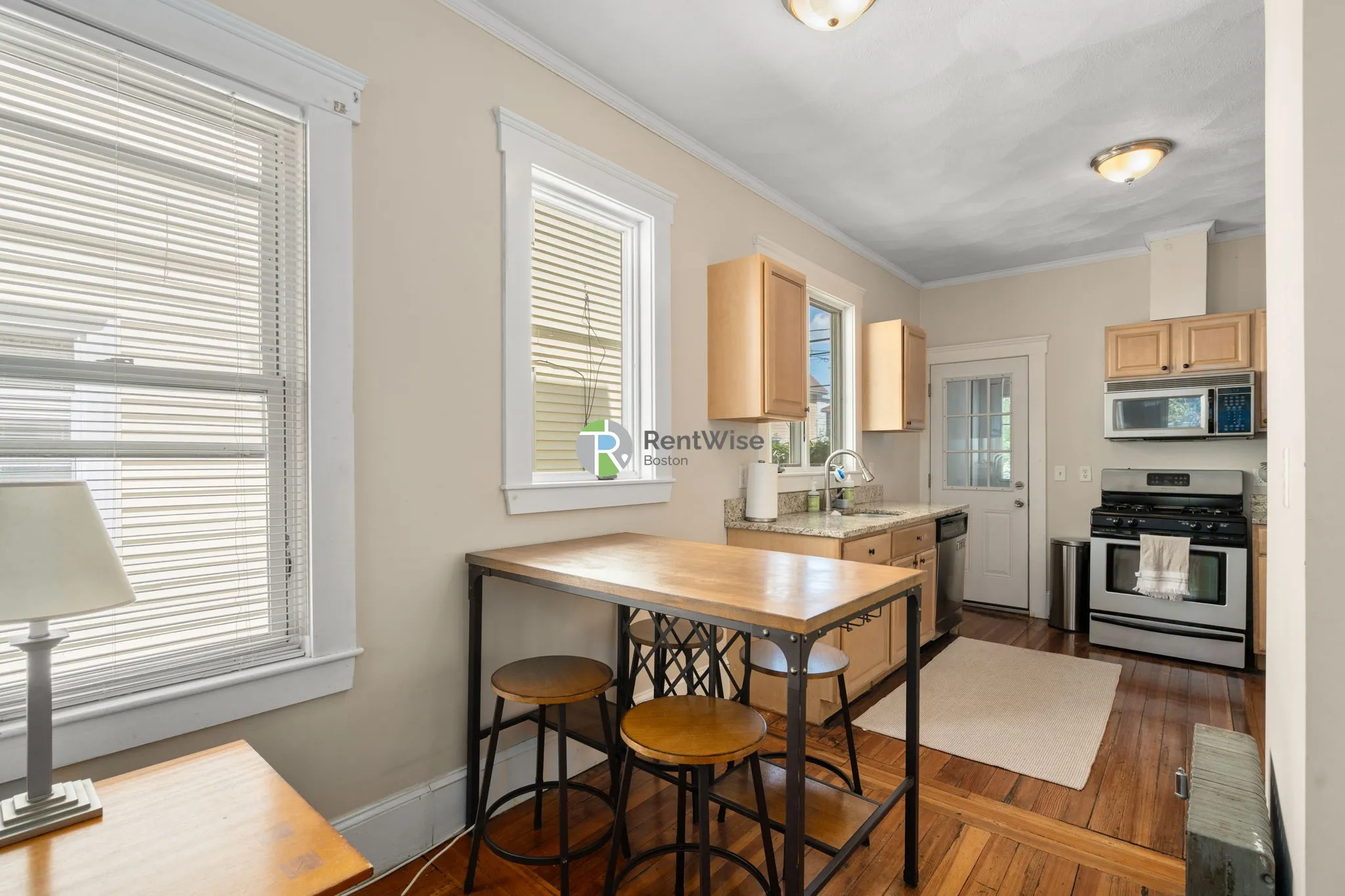 5 bed, 2 bath apartment for rent at 185 Powder House Boulevard Unit 2, West Somerville — photo 13 of 37