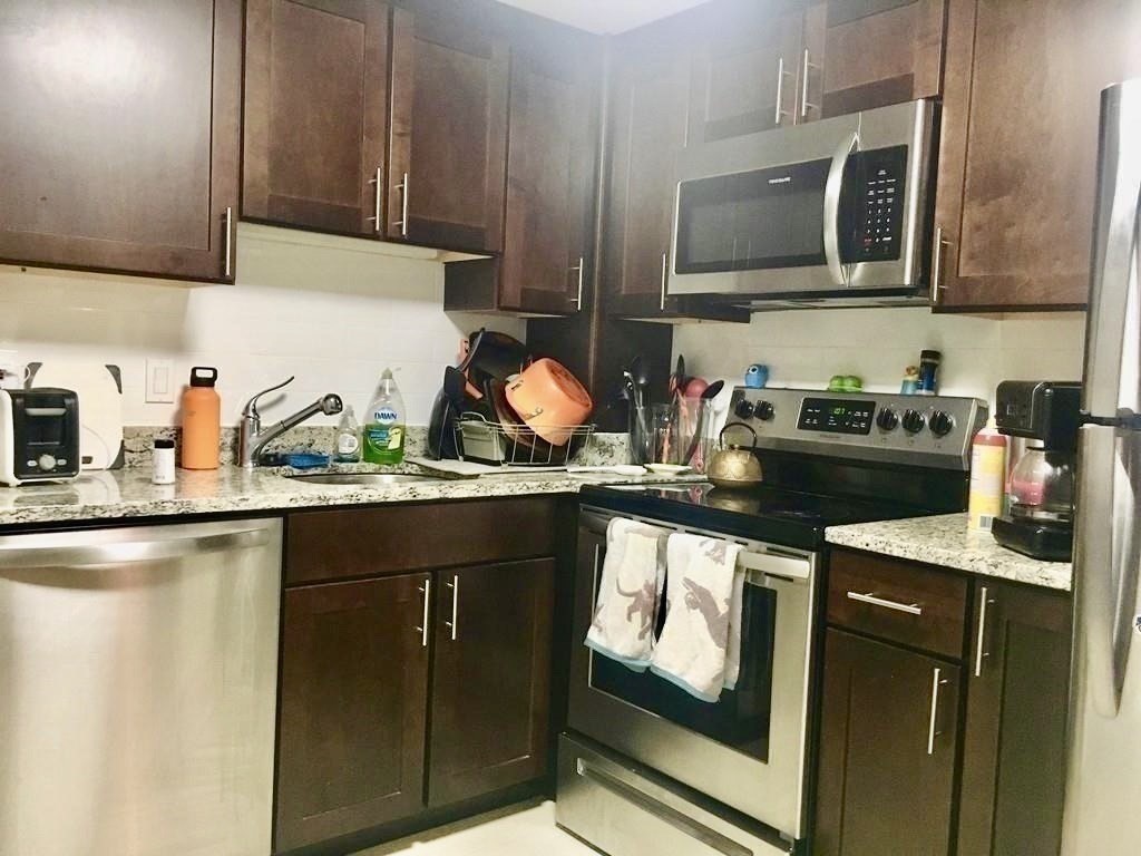 1 bed, 1 bath apartment for rent at 185 Quincy Shore Dr Unit A87, Quincy — photo 10 of 14