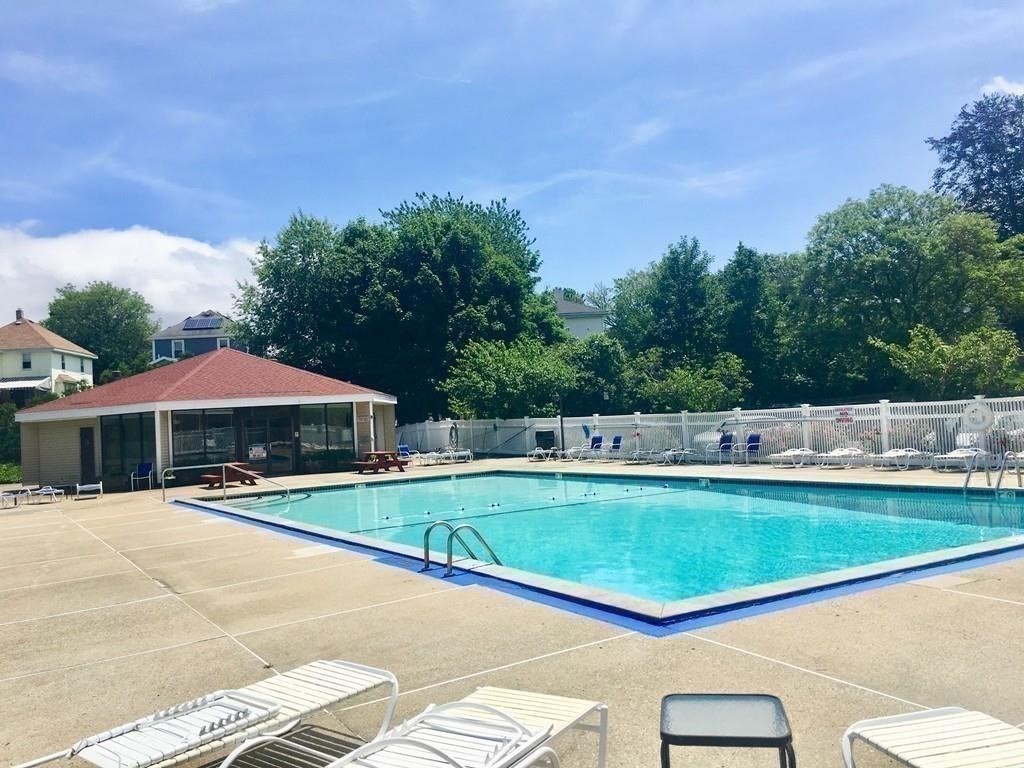 1 bed, 1 bath apartment for rent at 185 Quincy Shore Dr Unit A87, Quincy — photo 13 of 14