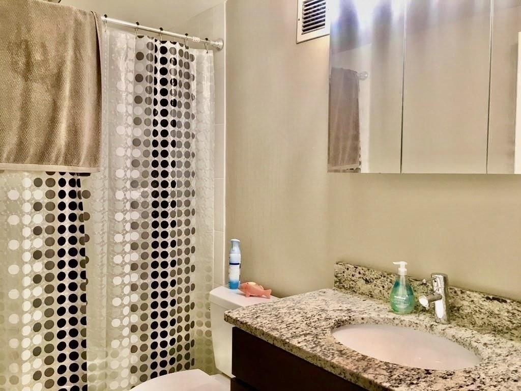 1 bed, 1 bath apartment for rent at 185 Quincy Shore Dr Unit A87, Quincy — photo 12 of 14