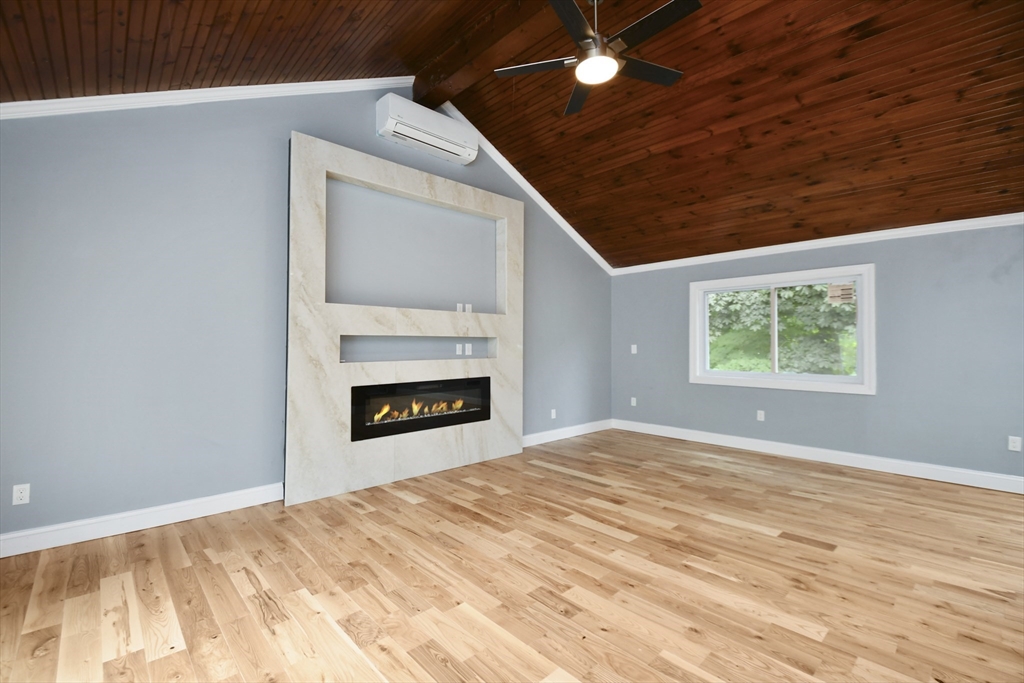 4 bed, 2 bath apartment for rent at 185 S Ashburnham Rd, Westminster — photo 7 of 26