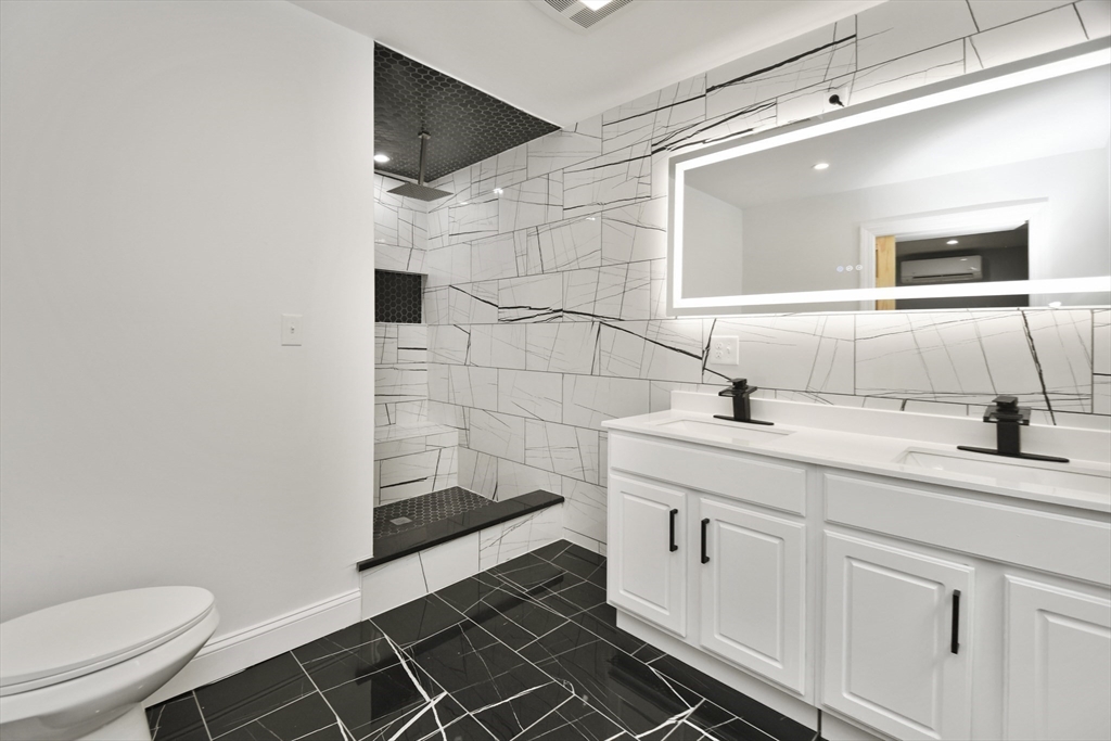 4 bed, 2 bath apartment for rent at 185 S Ashburnham Rd, Westminster — photo 12 of 26