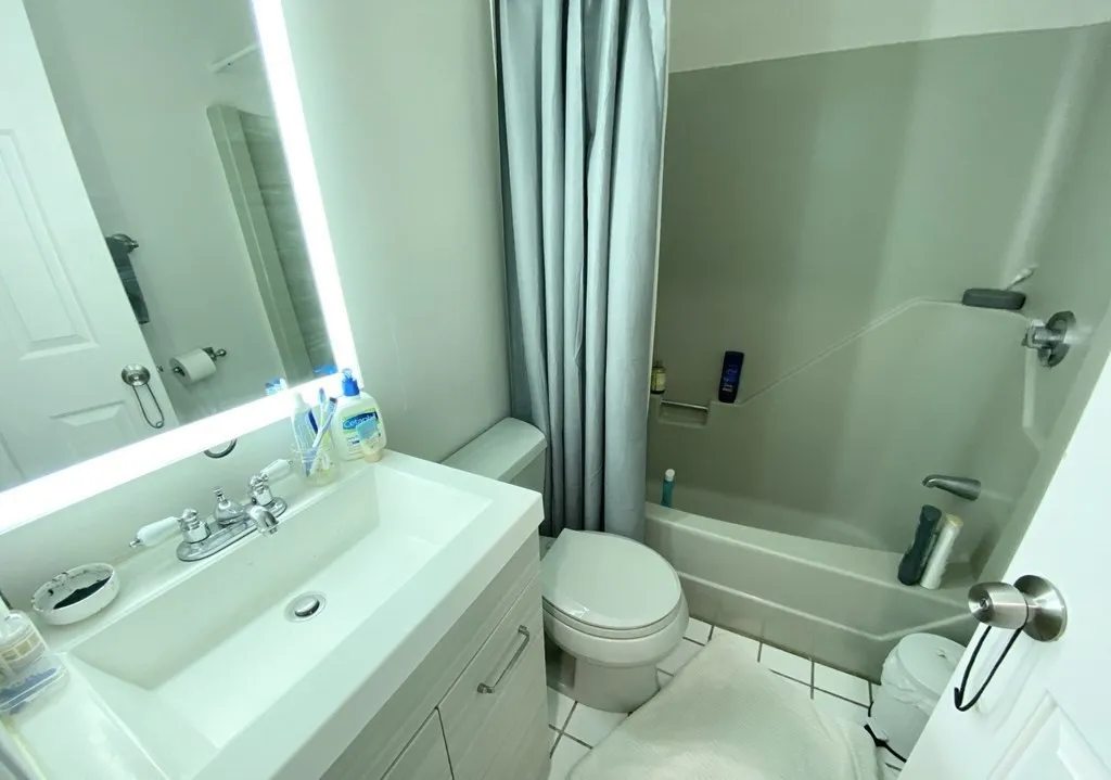 4 bed, 1 bath apartment for rent at 185 Sydney St Unit 1, Boston — photo 7 of 9