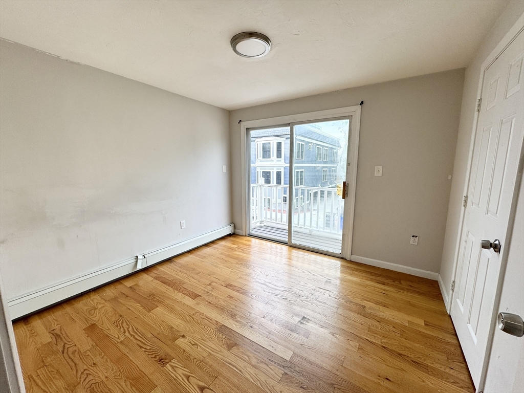 4 bed, 1 bath apartment for rent at 185 Sydney St Unit 2, Dorchester — photo 3 of 9
