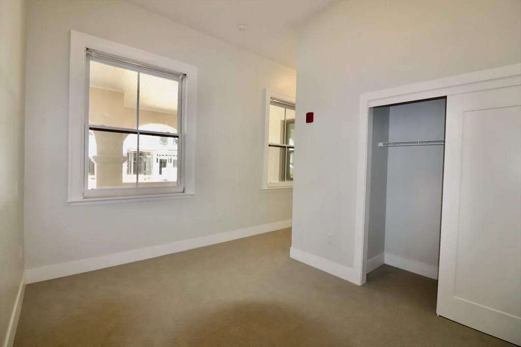 1 bed, 1 bath apartment for rent at 185 Washington St Unit 109, Brighton — photo 4 of 10