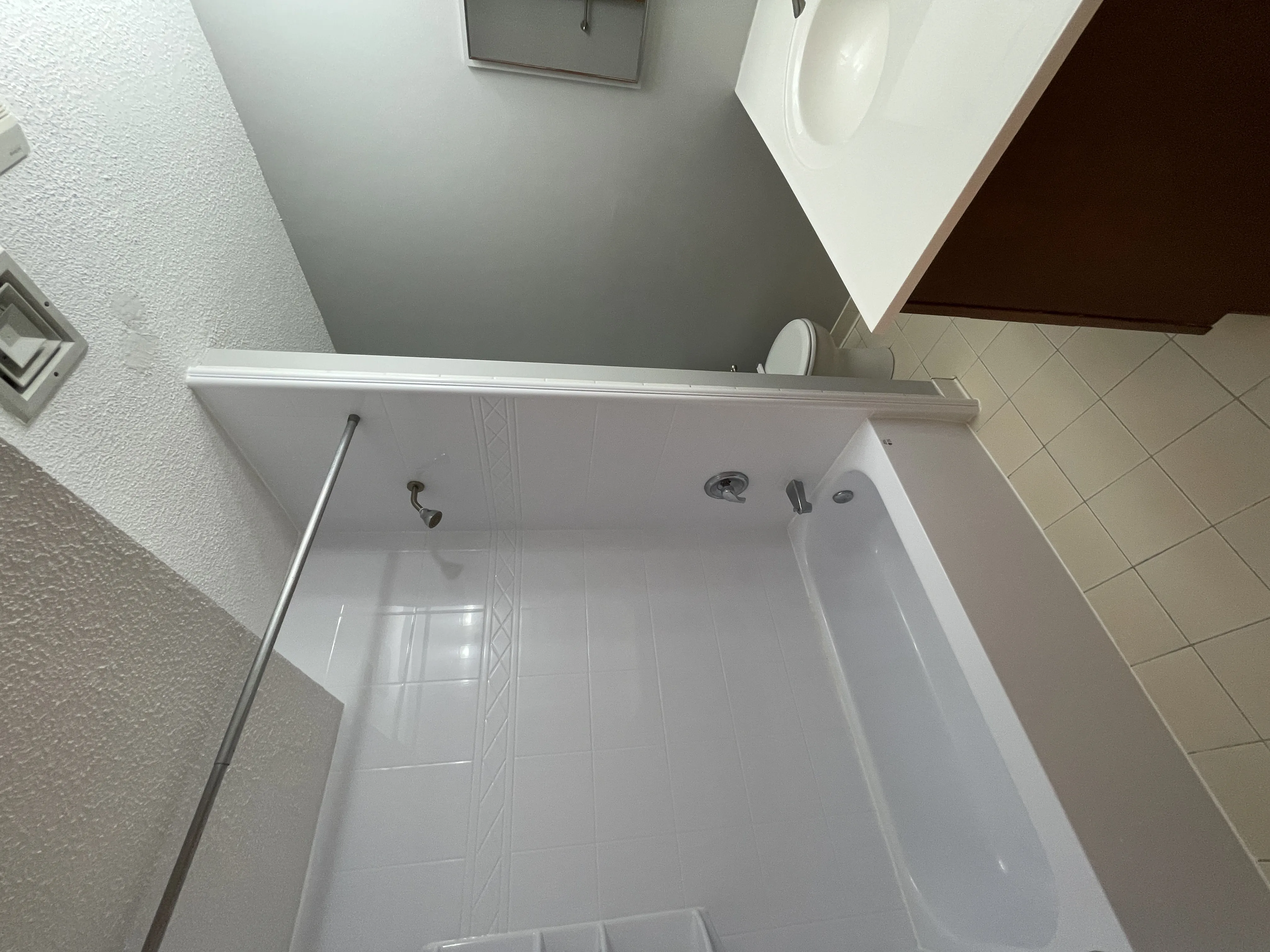 3 bed, 2 bath apartment for rent at 1850 Beacon St Unit 304F, Brookline — photo 18 of 24