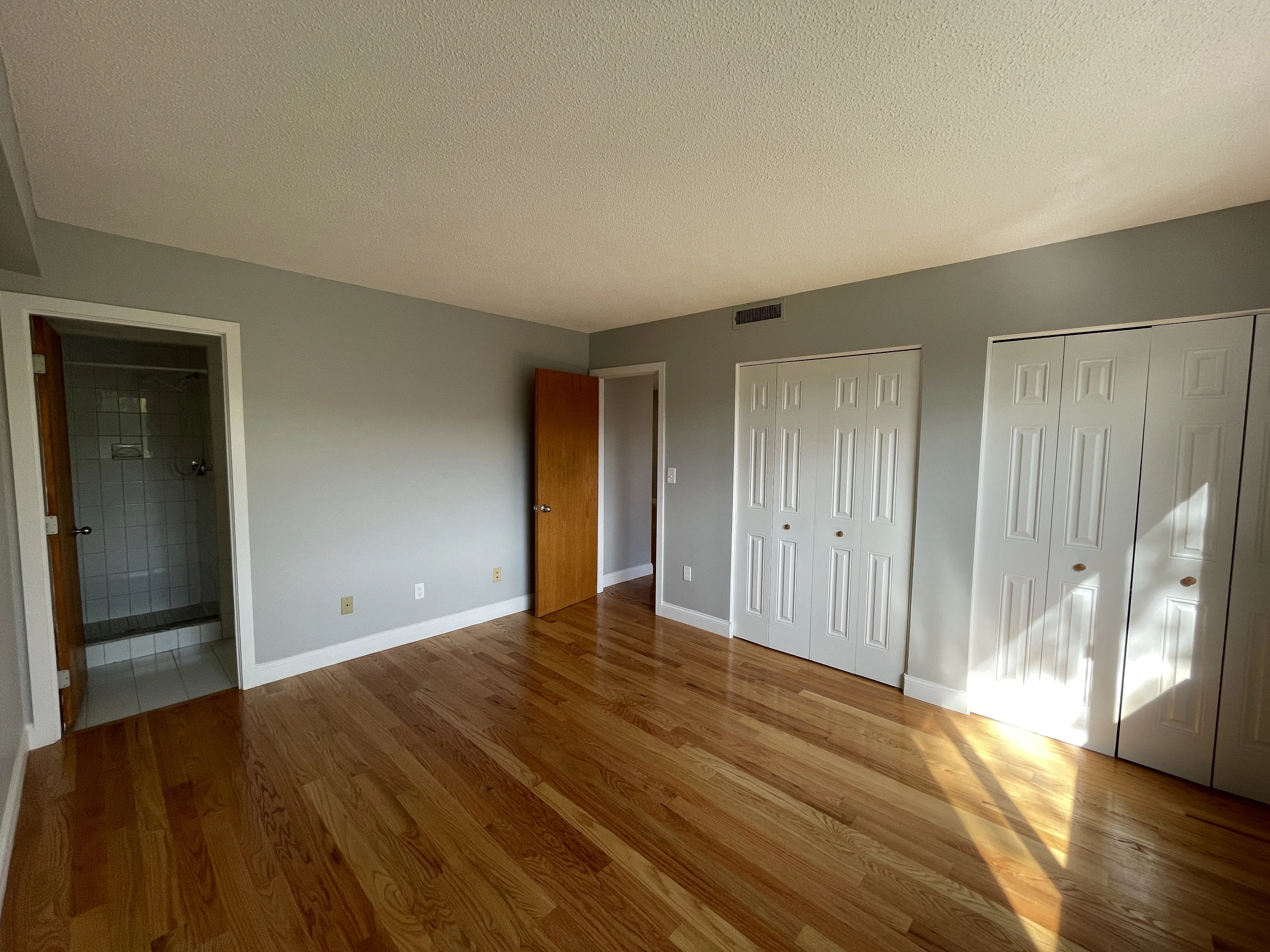 3 bed, 2 bath apartment for rent at 1850 Beacon St Unit 304F, Brookline — photo 10 of 24