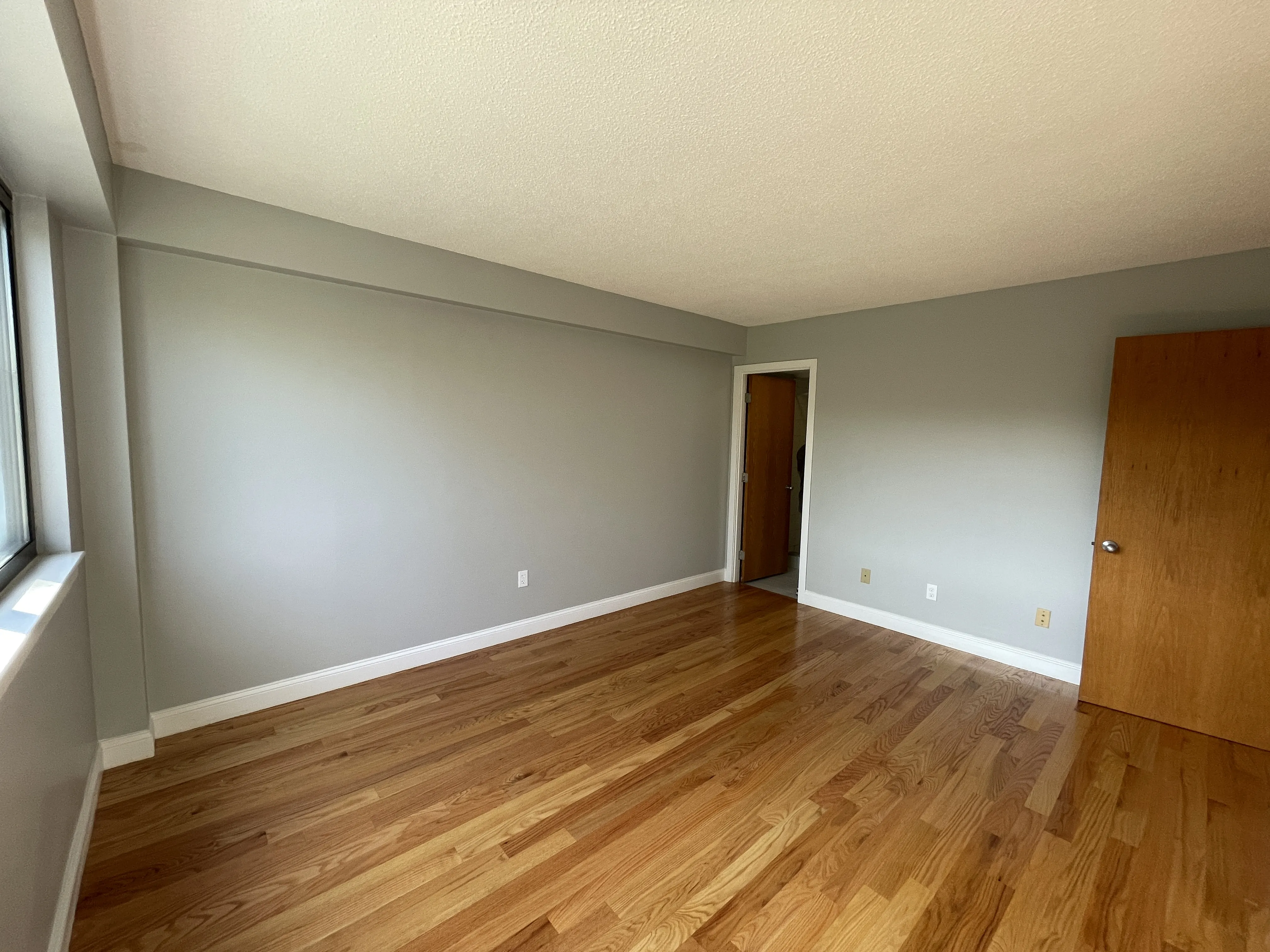 3 bed, 2 bath apartment for rent at 1850 Beacon St Unit 304F, Brookline — photo 9 of 24