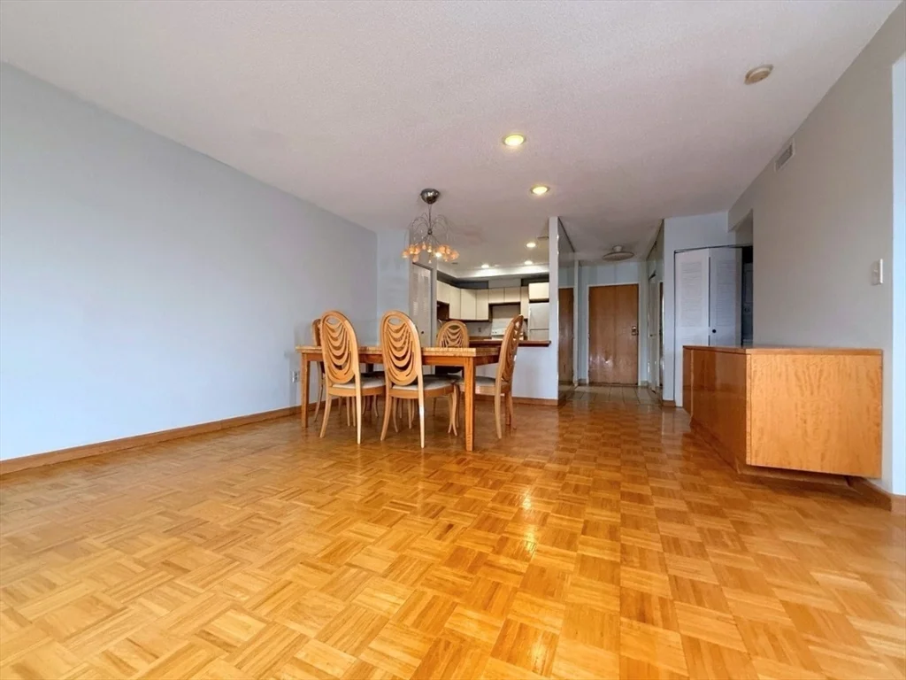 2 bed, 2 bath apartment for rent at 1850 Beacon St Unit 50P, Brookline — photo 2 of 10