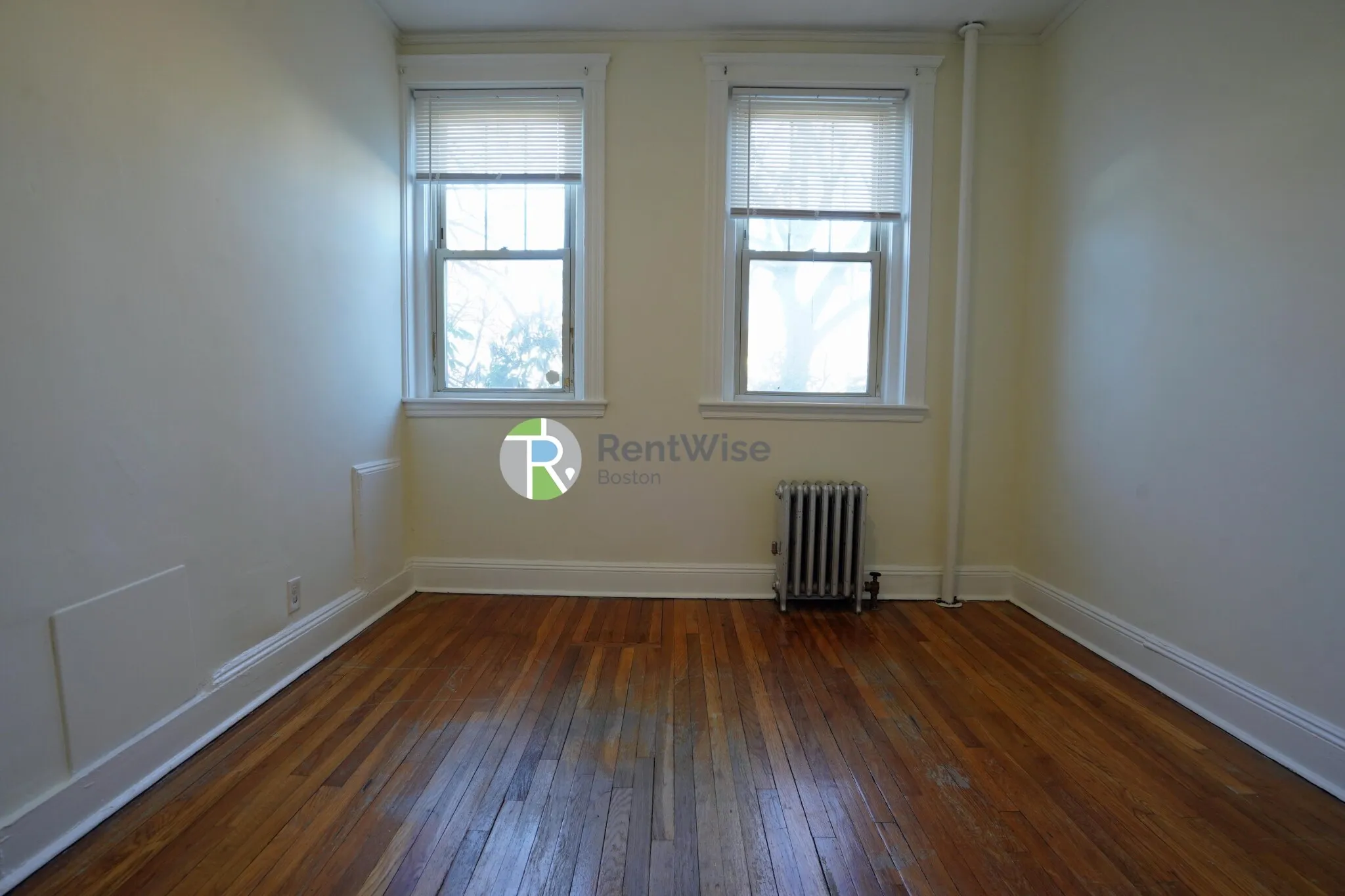 1 bed, 1 bath apartment for rent at 1850 Commonwealth Ave Unit 3, Brighton — photo 2 of 33