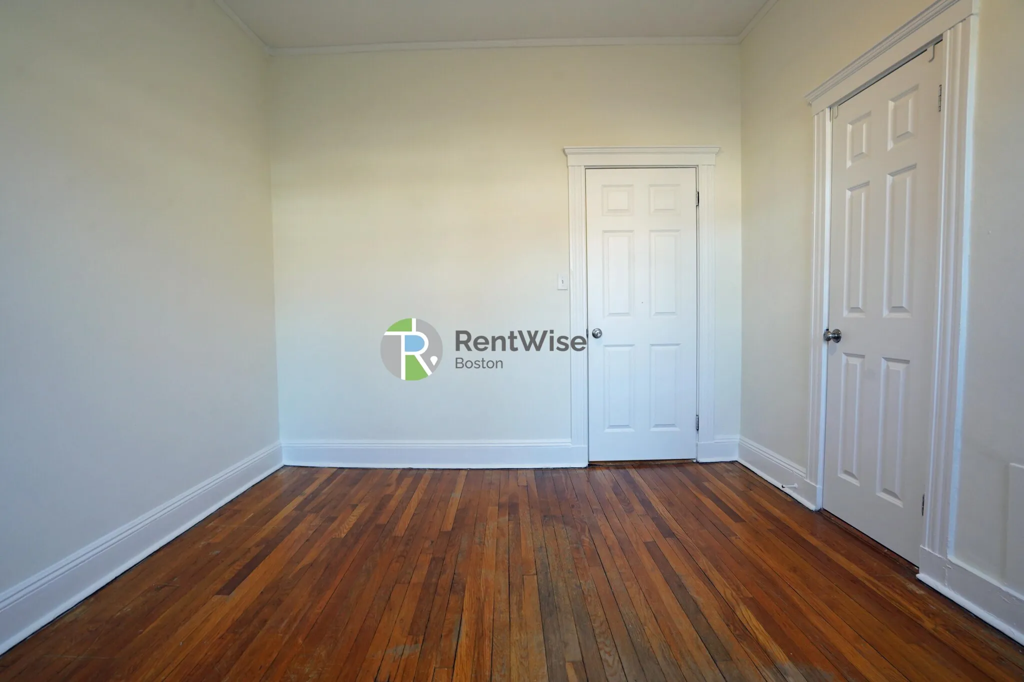 1 bed, 1 bath apartment for rent at 1850 Commonwealth Ave Unit 3, Brighton — photo 3 of 33
