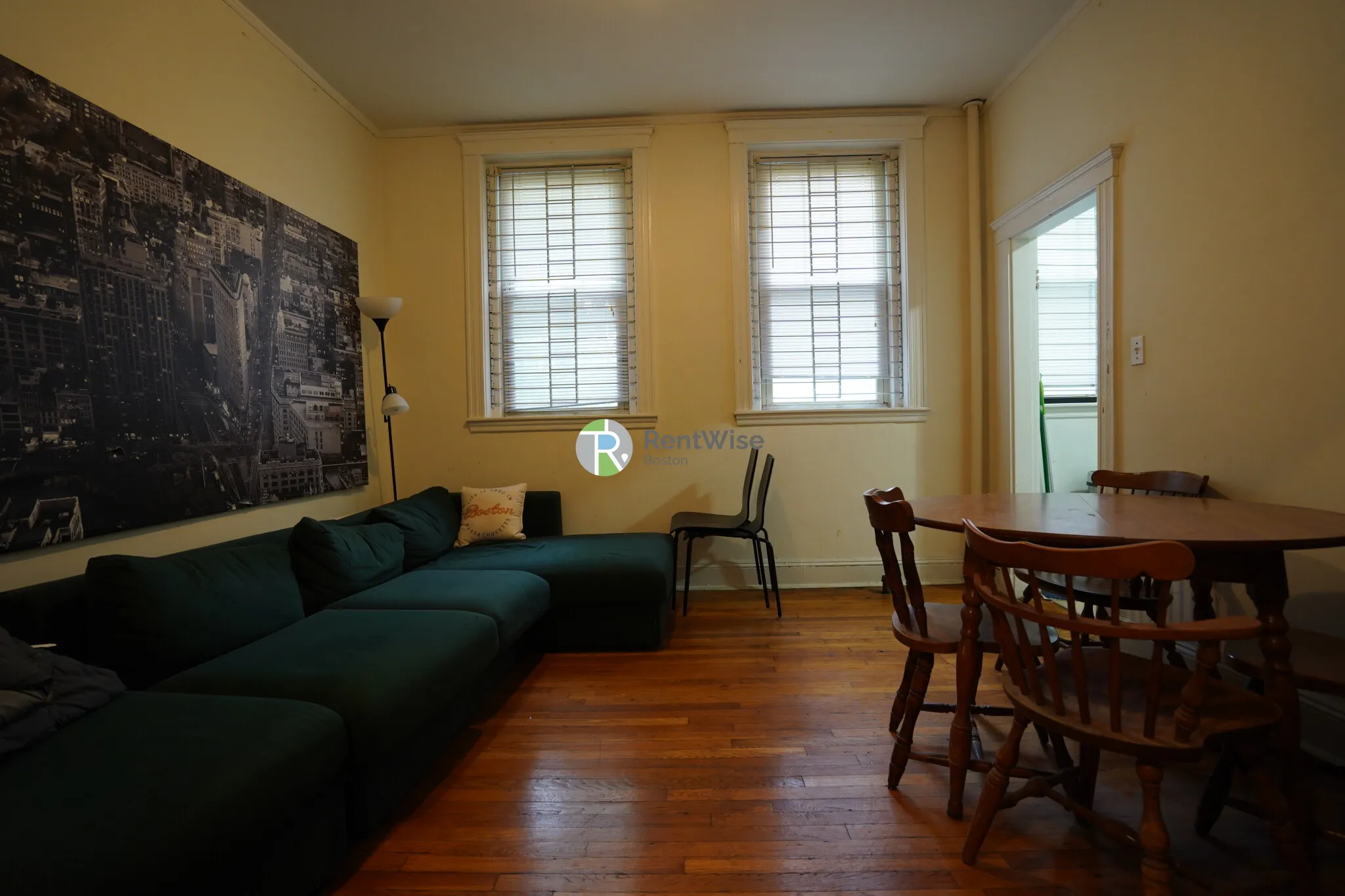 3 bed, 1 bath apartment for rent at 1850 Commonwealth Ave Unit 4, Brighton — photo 3 of 26