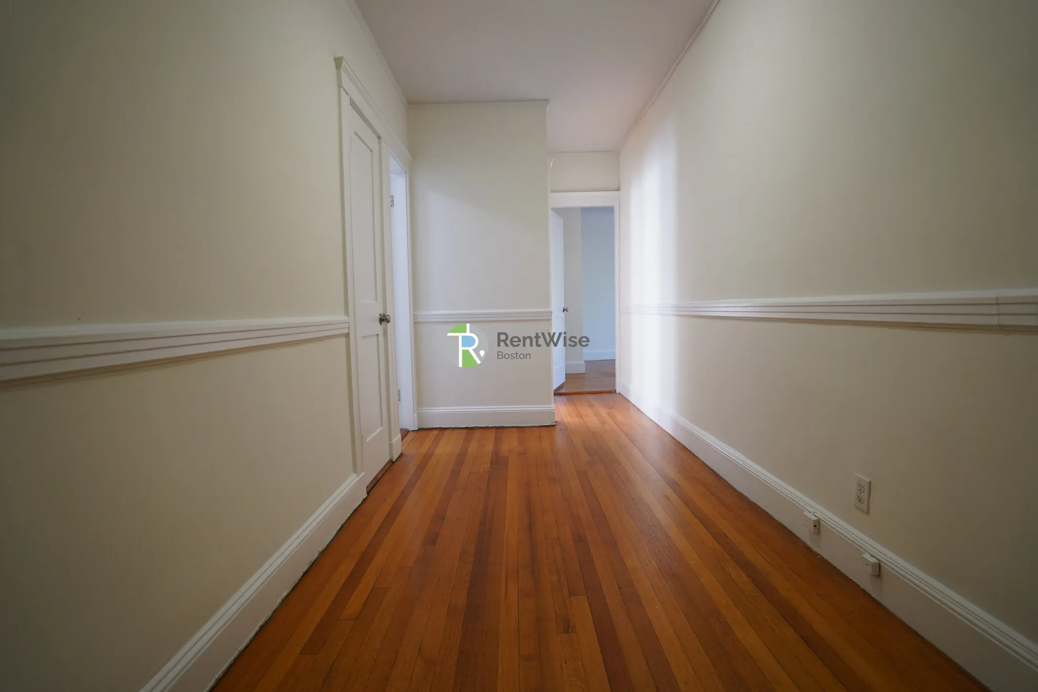 1 bed, 1 bath apartment for rent at 1850 Commonwealth Ave Unit 41, Brighton — photo 2 of 23
