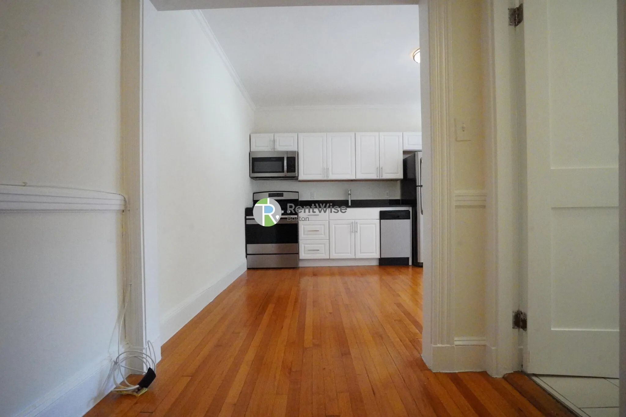 1 bed, 1 bath apartment for rent at 1850 Commonwealth Ave Unit 45, Brighton — photo 2 of 21