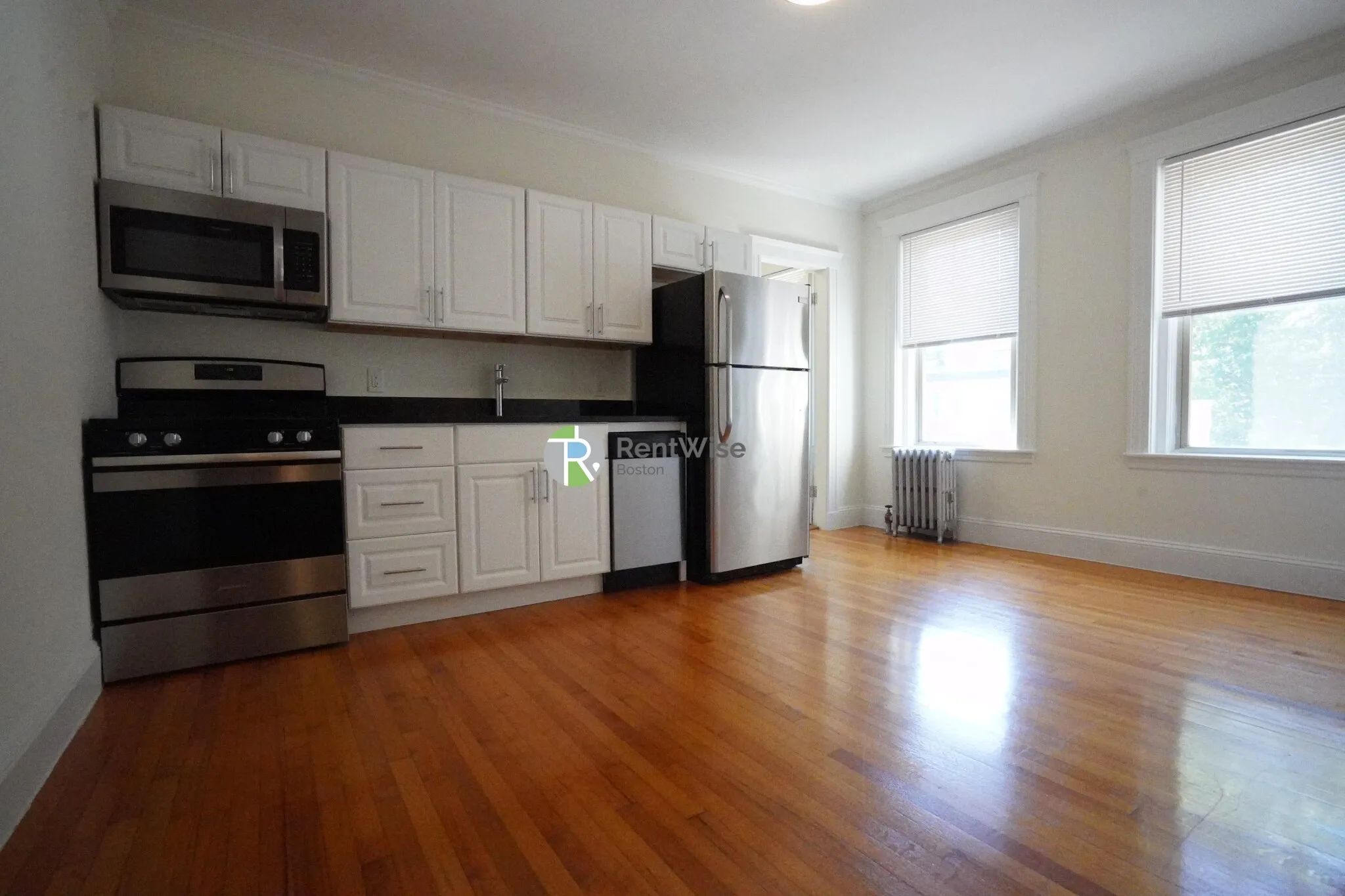 1 bed, 1 bath apartment for rent at 1850 Commonwealth Ave Unit 45, Brighton — photo 3 of 21
