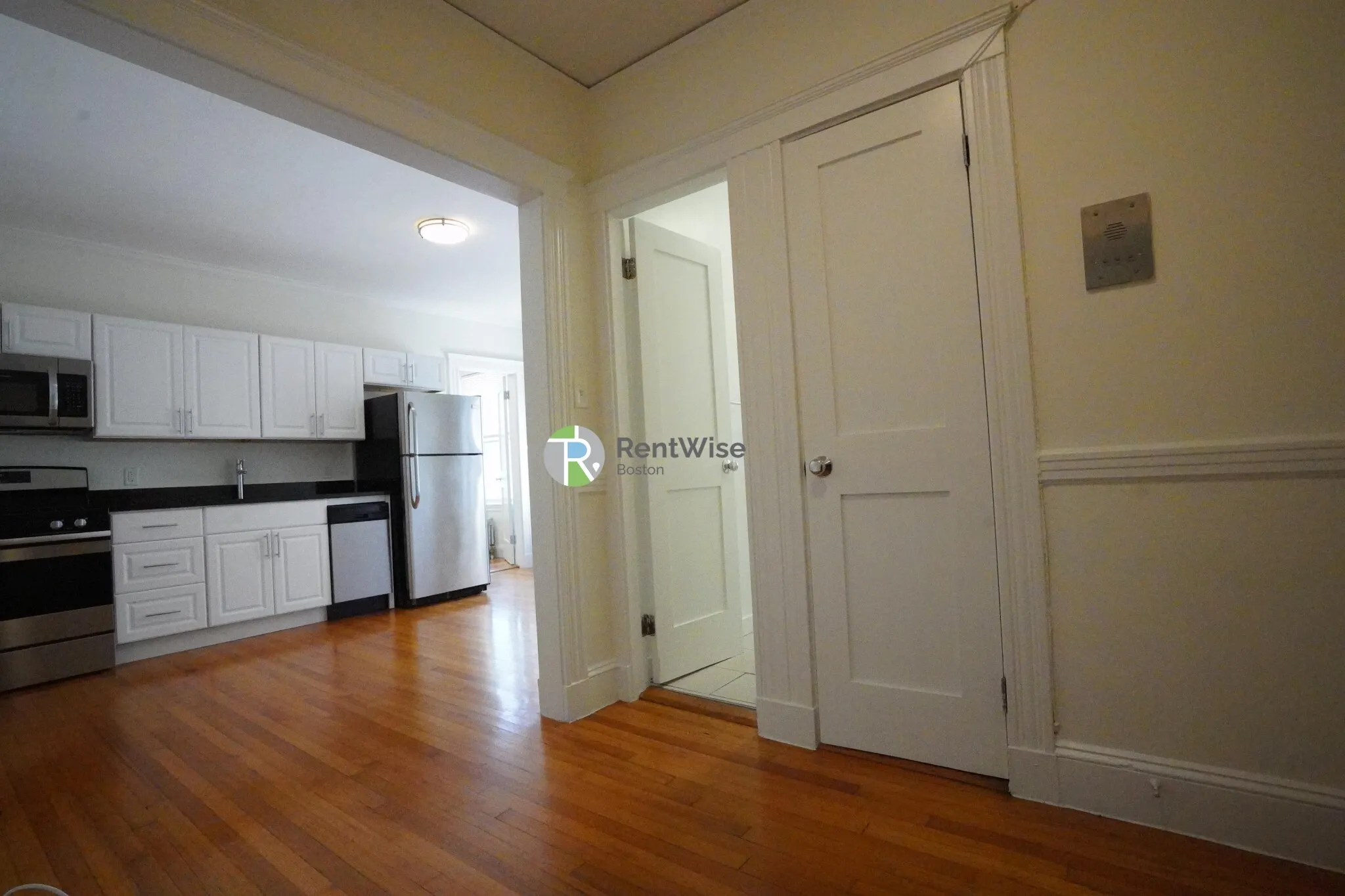 1 bed, 1 bath apartment for rent at 1850 Commonwealth Ave Unit 45, Brighton — photo 1 of 21