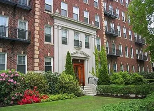 1 bed, 1 bath apartment for rent at 1850 Commonwealth Ave Unit 52, Brighton — photo 16 of 21