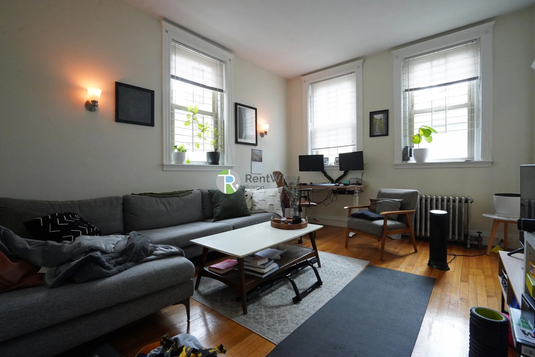 1 bed, 1 bath apartment for rent at 1850 Commonwealth Ave Unit 7, Brighton — photo 3 of 16