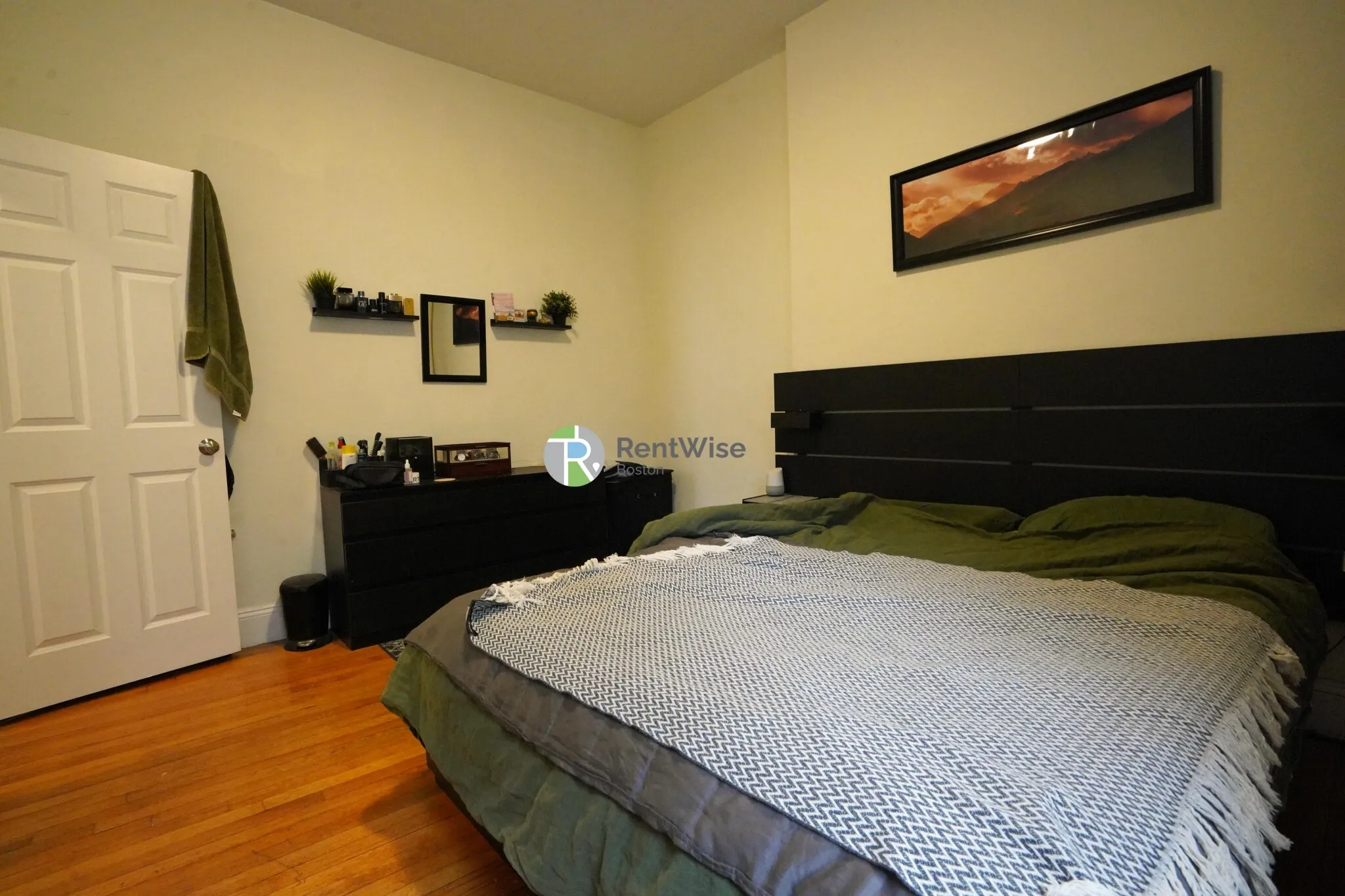 1 bed, 1 bath apartment for rent at 1850 Commonwealth Ave Unit 7, Brighton — photo 14 of 16