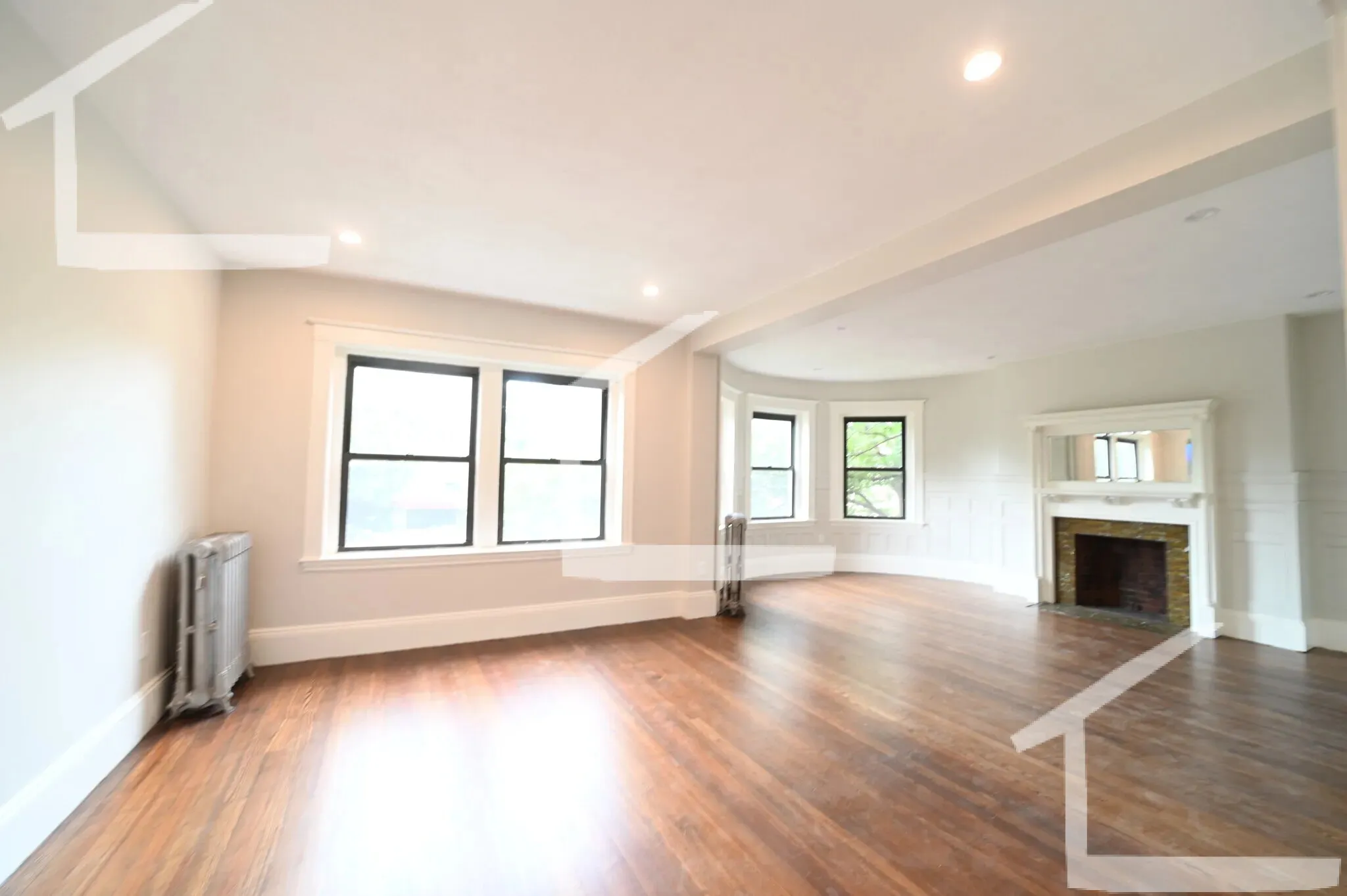 3 bed, 1 bath apartment for rent at 1855 Beacon St Unit 2EF, Aspinwall Hill — photo 12 of 30