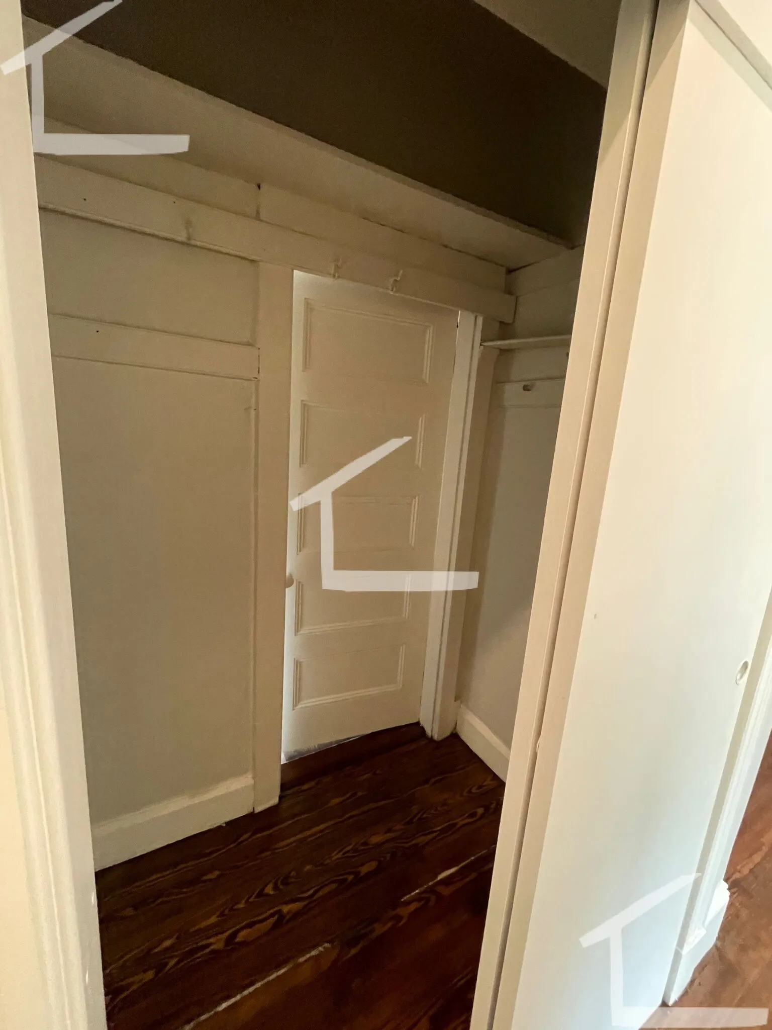 3 bed, 1 bath apartment for rent at 1855 Beacon St Unit 2EF, Aspinwall Hill — photo 27 of 30