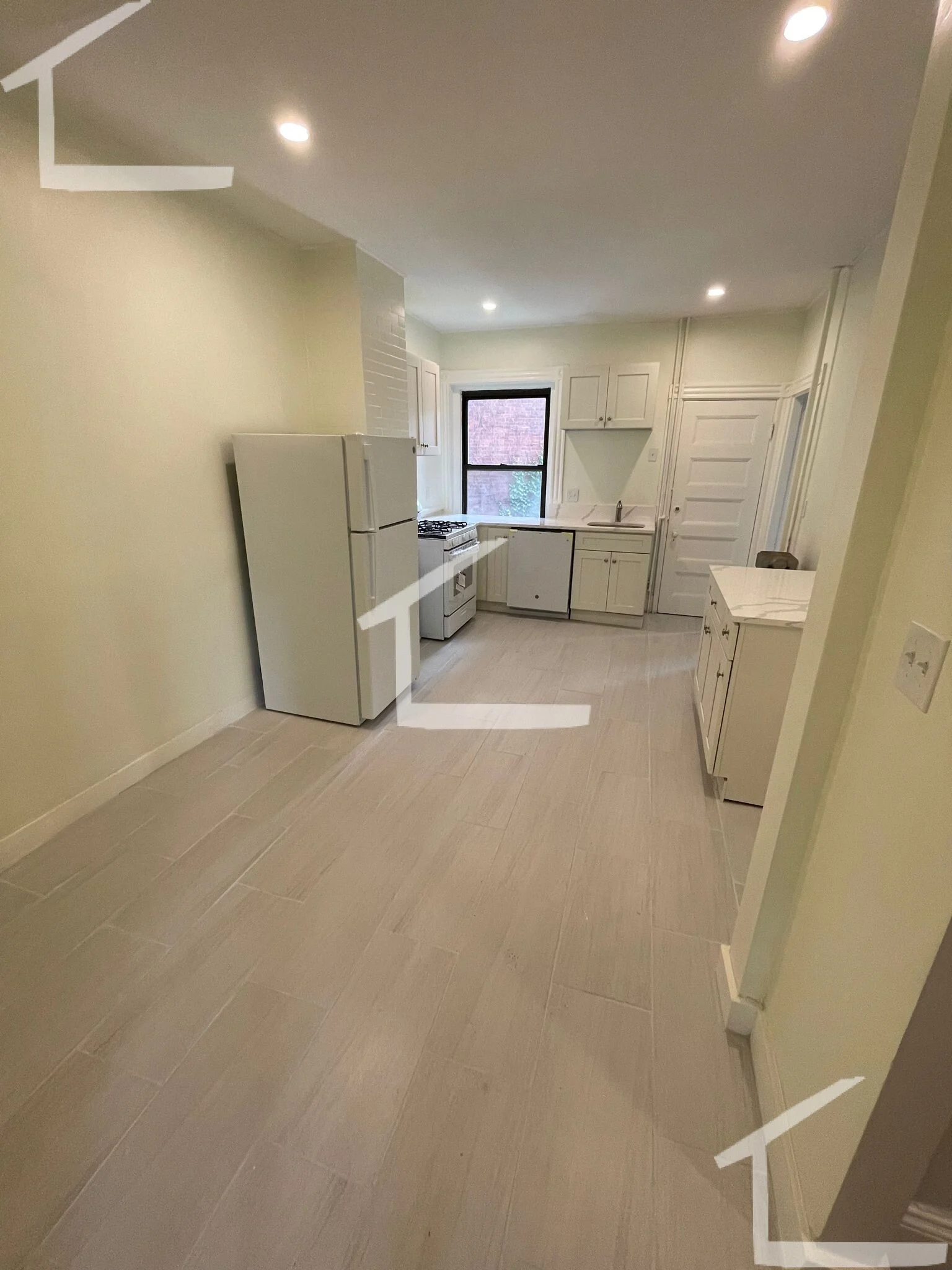 3 bed, 1 bath apartment for rent at 1855 Beacon St Unit 2EF, Aspinwall Hill — photo 28 of 30
