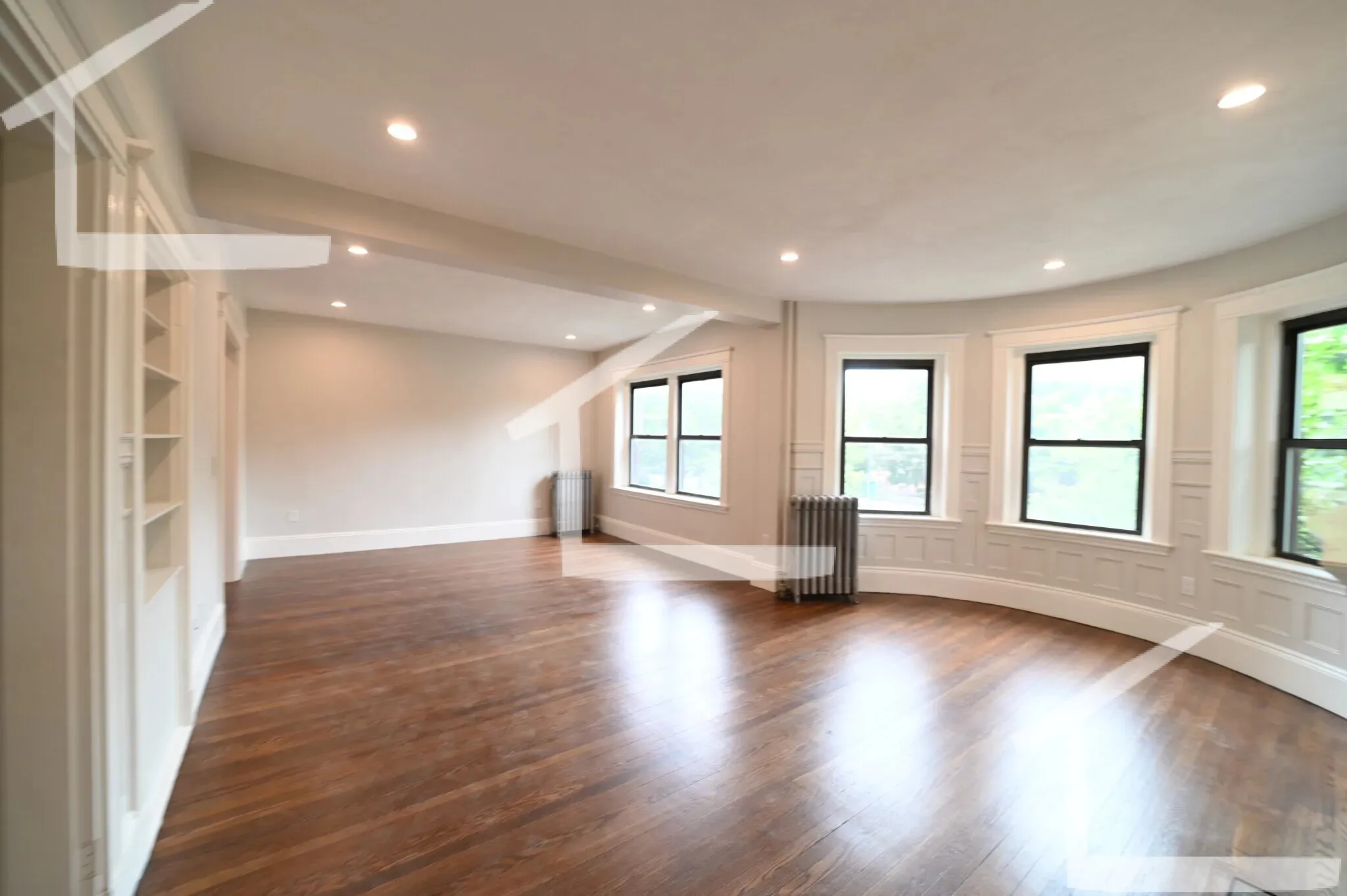 3 bed, 1 bath apartment for rent at 1855 Beacon St Unit 2EF, Aspinwall Hill — photo 6 of 30
