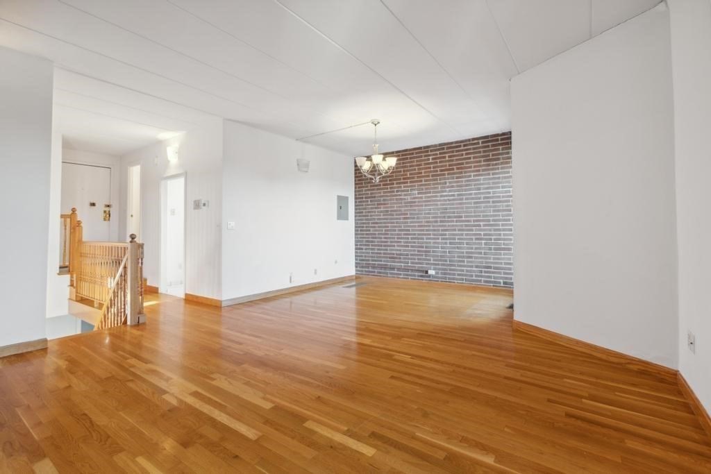 2 bed, 2 bath apartment for rent at 1856 Beacon St Unit Six-A, Brookline — photo 2 of 23