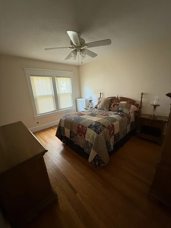 3 bed, 1 bath apartment for rent at 1859 Northampton St Unit 1, Holyoke — photo 15 of 17