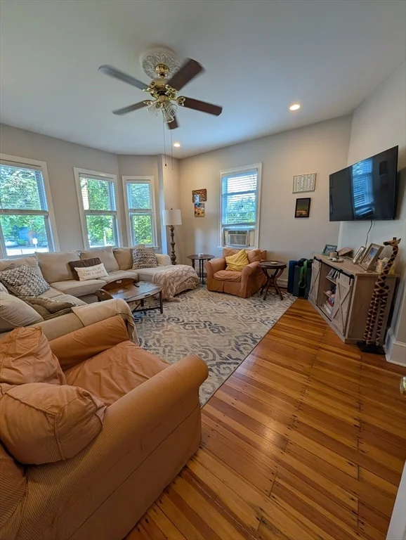 2 bed, 1 bath apartment for rent at 186 Amory St Unit 1, Jamaica Plain — photo 4 of 15