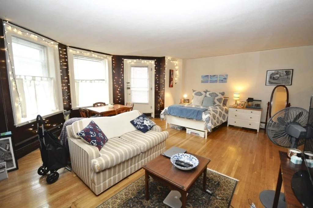 Studio bed, 1 bath apartment for rent at 186 Beacon St Unit 1B, Back Bay — photo 2 of 7