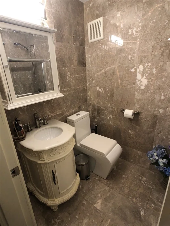 2 bed, 2 bath apartment for rent at 186 Beacon St Unit 3, Back Bay — photo 10 of 17