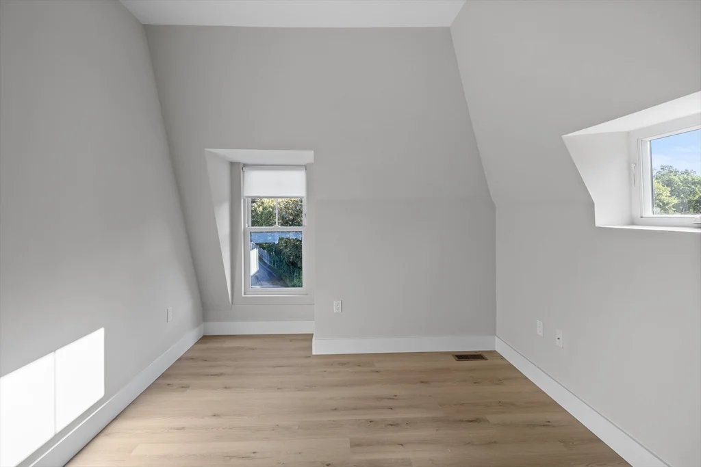 1 bed, 1 bath apartment for rent at 186 Bedford St Unit 201, Lexington — photo 5 of 10